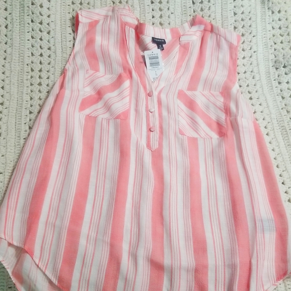 Blouse /tank top